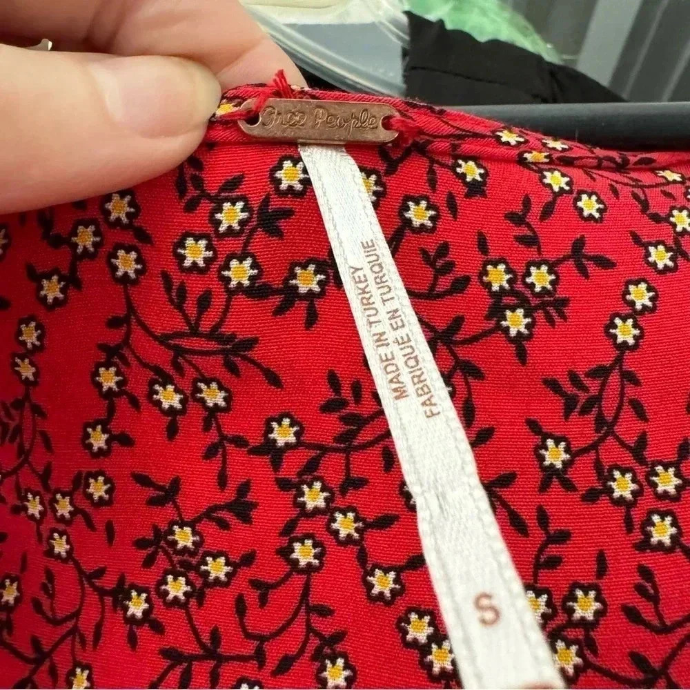 Free People Clara Floral Mini Tunic Dress in red ditsy floral print - Picture 7 of 10